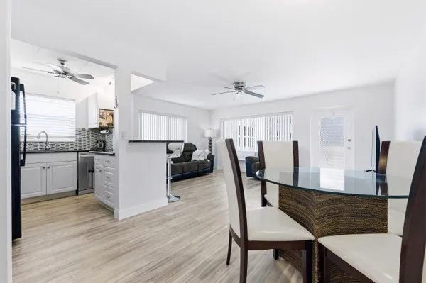 Property Slideshow image 3 of 27 | 70 bedford c, West Palm Beach, FL, 33417