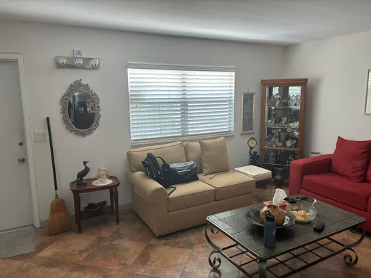 Property Slideshow image 3 of 45 | 283 saxony f f, Delray Beach, FL, 33446