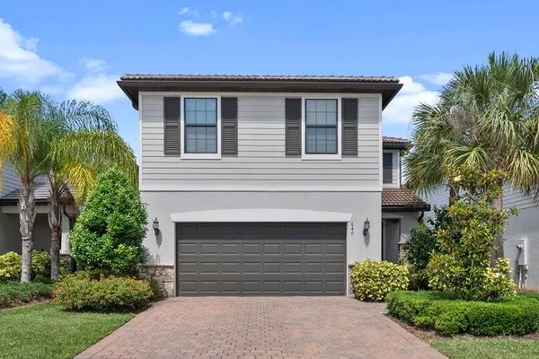 Property Slideshow image 2 of 47 | 640 se monet dr, Port St. Lucie, FL, 34984
