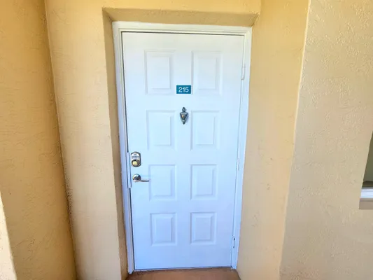 Property Slideshow image 3 of 32 | 7751 southampton ter 215, Tamarac, FL, 33321