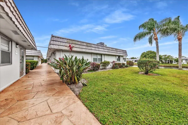 Property Slideshow image 3 of 44 | 150 valencia blvd g, Delray Beach, FL, 33446