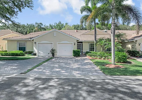 Property Slideshow image 2 of 40 | 9436 swansea ln, West Palm Beach, FL, 33411
