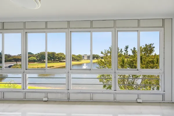 Property Slideshow image 2 of 54 | 3204 portofino pt b4, Coconut Creek, FL, 33066