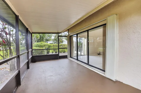 Property Slideshow image 2 of 76 | 5580 piping rock dr, Boynton Beach, FL, 33437