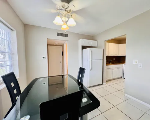 Property Slideshow image 3 of 14 | 165 coventry g g, West Palm Beach, FL, 33417