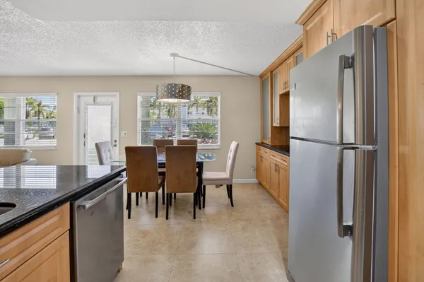 Property Slideshow image 3 of 102 | 1027 yarmouth dr b, Boca Raton, FL, 33434