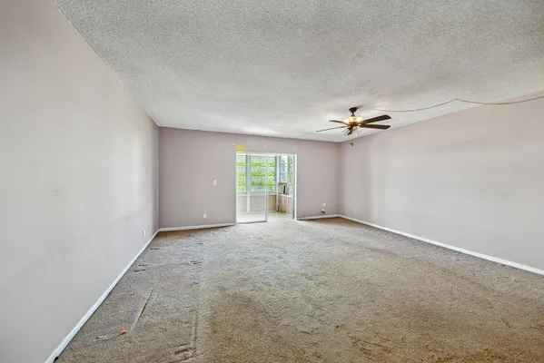 Property Slideshow image 3 of 18 | 4770 nw 21st st 412, Lauderhill, FL, 33313