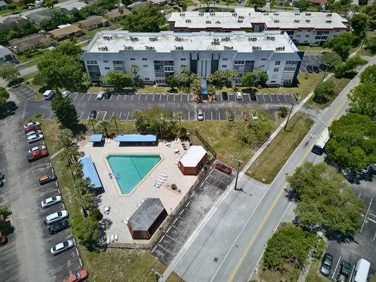 Property Slideshow image 3 of 32 | 4770 nw 21st st 412, Lauderhill, FL, 33313
