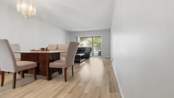 Property Slideshow image 3 of 18 | 1200 sw 124th ter 208o, Pembroke Pines, FL, 33027