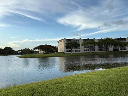 Property Slideshow image 2 of 34 | 4046 guilford c c, Boca Raton, FL, 33434