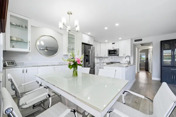 Property Slideshow image 2 of 18 | 4002 berkshire 4002, Deerfield Beach, FL, 33442