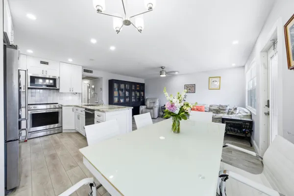 Property Slideshow image 3 of 18 | 4002 berkshire 4002, Deerfield Beach, FL, 33442