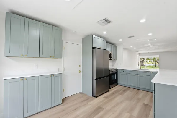 Property Slideshow image 3 of 31 | 6367 summer sky ln, Greenacres, FL, 33463