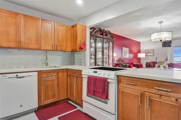 Property Slideshow image 3 of 18 | 4851 nw 21st st 405, Lauderhill, FL, 33313