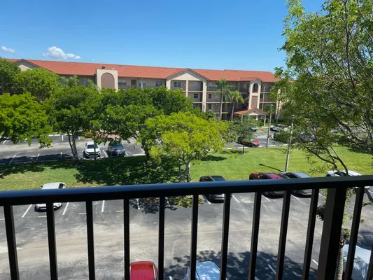 Property Slideshow image 3 of 33 | 13100 sw 11th ct 412c, Pembroke Pines, FL, 33027