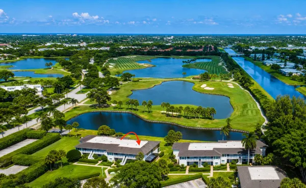 Property Slideshow image 2 of 60 | 24 southport ln h, Boynton Beach, FL, 33436