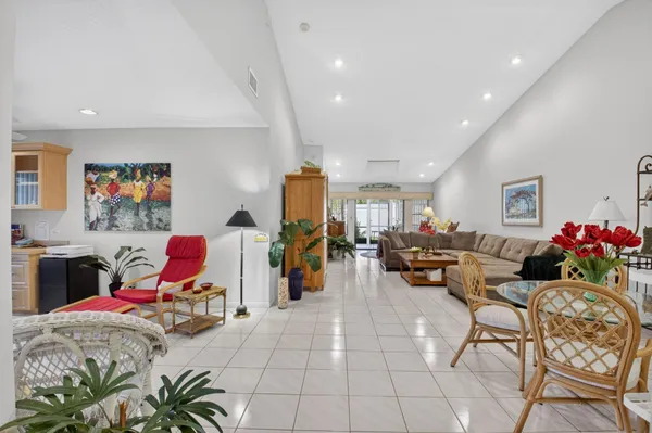 Property Slideshow image 3 of 59 | 10039 andrea ln a, Boynton Beach, FL, 33437