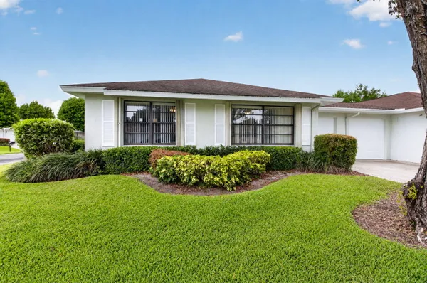 Property Slideshow image 2 of 46 | 4335 pear tree cir a, Boynton Beach, FL, 33436