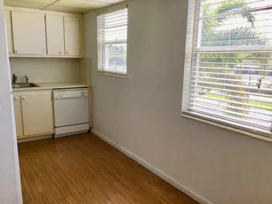 Property Slideshow image 3 of 28 | 84 brighton b 84, Boca Raton, FL, 33434