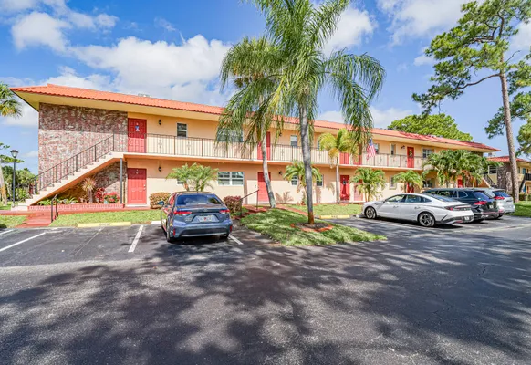 Property Slideshow image 2 of 49 | 1987 sw palm city rd, Stuart, FL, 34994