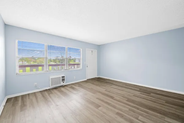 Property Slideshow image 2 of 17 | 148 preston way 148, Boca Raton, FL, 33434