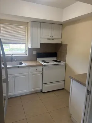 Property Slideshow image 3 of 12 | 2511 w barkley dr dr f, West Palm Beach, FL, 33415
