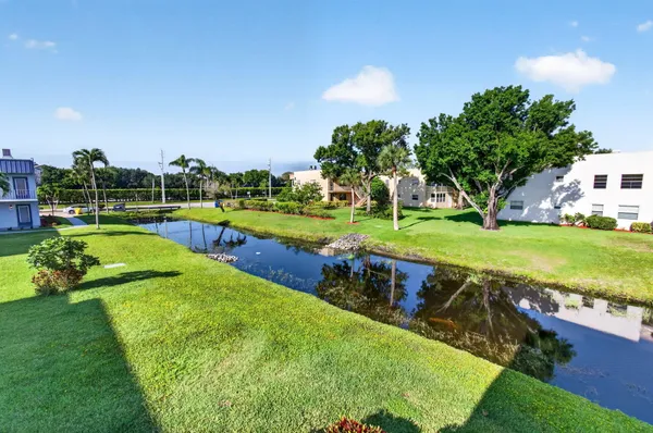 Property Slideshow image 2 of 52 | 95 burgundy b b, Delray Beach, FL, 33484