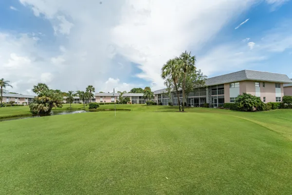 Property Slideshow image 2 of 33 | 18081 se country club dr 132, Jupiter, FL, 33469