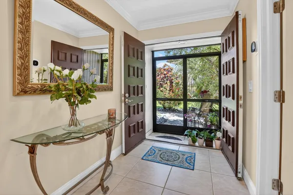 Property Slideshow image 2 of 75 | 8208 casa del lago 23b, Boca Raton, FL, 33433