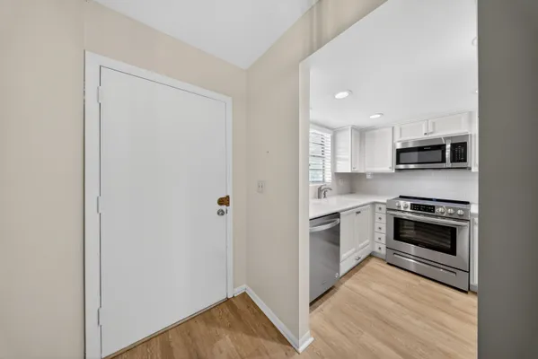 Property Slideshow image 3 of 29 | 2929 se ocean blvd 103-9, Stuart, FL, 34996