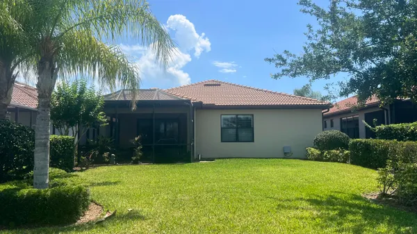 Property Slideshow image 2 of 3 | 5040 pendelton sq, Vero Beach, FL, 32967
