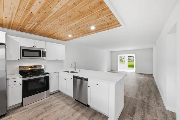Property Slideshow image 2 of 37 | 330 ne 26th ave 112, Boynton Beach, FL, 33435