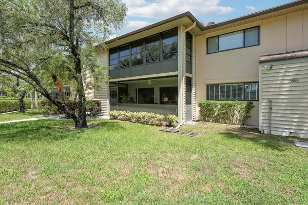 Property Slideshow image 2 of 29 | 15484 lakes of delray blvd 103, Delray Beach, FL, 33484