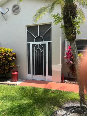 Property Slideshow image 2 of 43 | 96 sausalito cir, Boynton Beach, FL, 33436