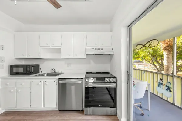 Property Slideshow image 3 of 35 | 7360 nw 1st st 205, Margate, FL, 33063