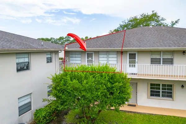 Property Slideshow image 2 of 62 | 3 lake vista trl 203, Port St. Lucie, FL, 34952