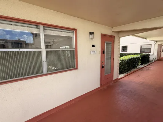 Property Slideshow image 2 of 13 | 19 saxony 19, Delray Beach, FL, 33446