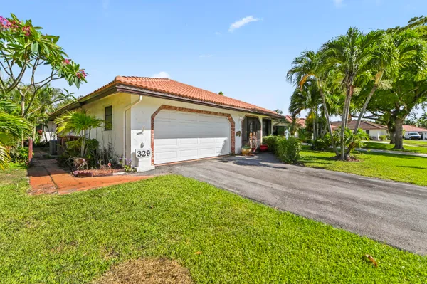 Property Slideshow image 3 of 36 | 329 knob hill blvd, Boca Raton, FL, 33431