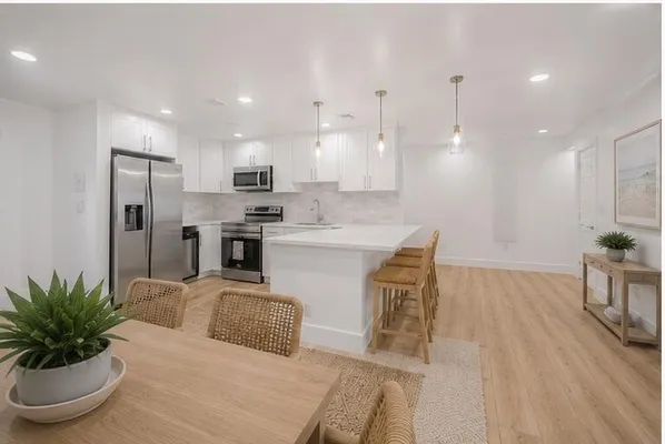 Property Slideshow image 3 of 48 | 2106 alfred dr, Boynton Beach, FL, 33426