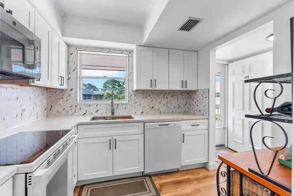 Property Slideshow image 3 of 28 | 18081 se country club dr 16-159, Jupiter, FL, 33469