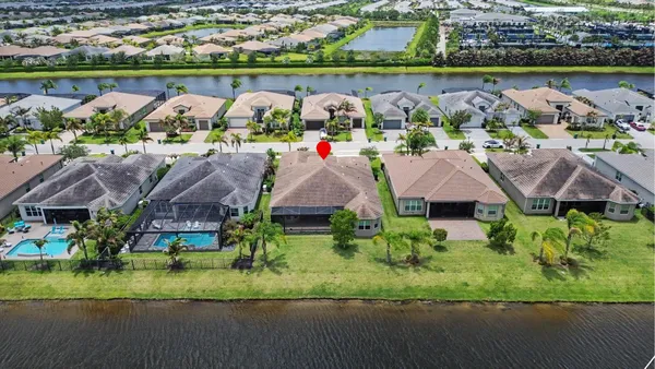 Property Slideshow image 3 of 105 | 11904 sw sailfish isles way, Port St. Lucie, FL, 34987