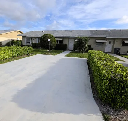 Property Slideshow image 3 of 35 | 5445 glenda st, West Palm Beach, FL, 33417