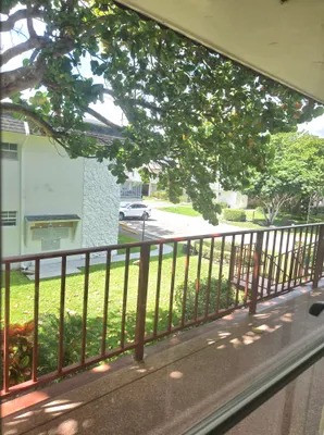 Property Slideshow image 3 of 36 | 209 oxford 100 209, West Palm Beach, FL, 33417