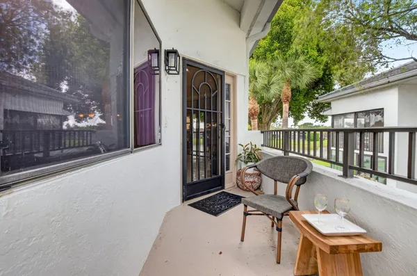 Property Slideshow image 2 of 101 | 15354 strathearn dr 12604, Delray Beach, FL, 33446