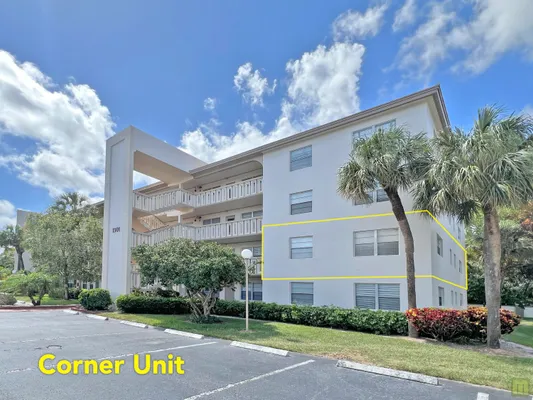 Property Slideshow image 2 of 44 | 1901 bermuda cir m2, Coconut Creek, FL, 33066