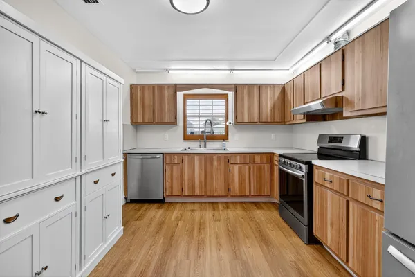 Property Slideshow image 3 of 51 | 448 franconia cir b, Lake Worth, FL, 33467