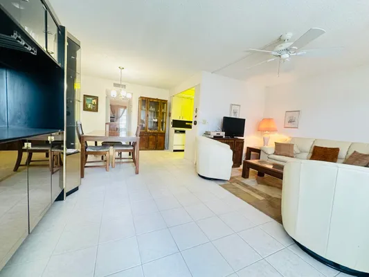 Property Slideshow image 3 of 59 | 2060 harwood e 2060, Deerfield Beach, FL, 33442