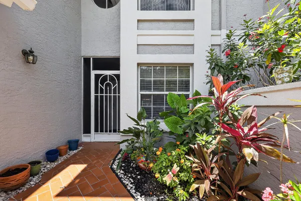 Property Slideshow image 2 of 24 | 7634 majestic palm dr 101, Boynton Beach, FL, 33437