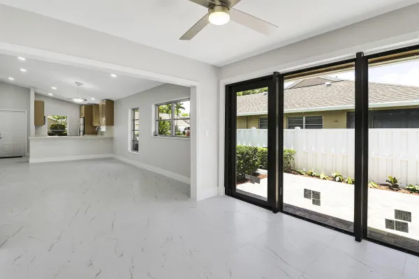 Property Slideshow image 2 of 24 | 8157 springtree rd, Boca Raton, FL, 33496