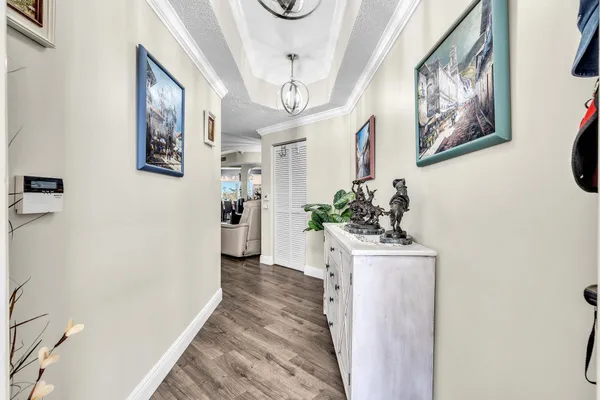 Property Slideshow image 3 of 75 | 7647 southampton ter 308, Tamarac, FL, 33321